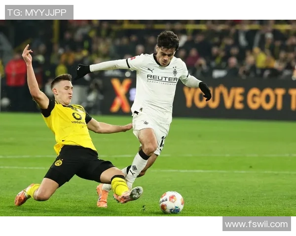 多特蒙德3-1逆转战胜门兴,重返德甲榜首位置 多特蒙德3-1逆转战胜门兴,重返德甲榜首位置