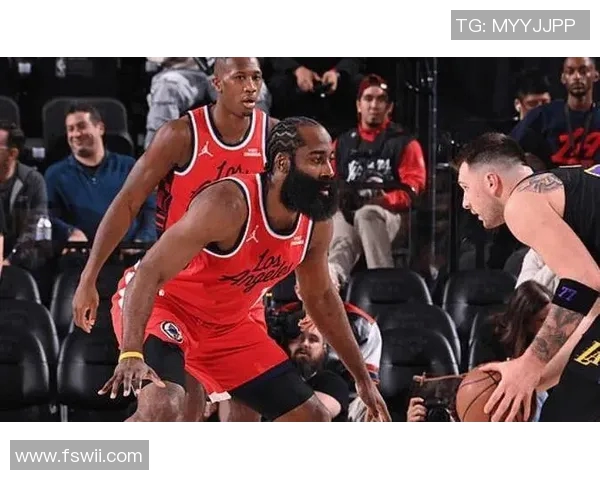 湖人轻取灰熊,詹姆斯哈登双核联手带队赢球,取得四连胜 湖人轻取灰熊,詹姆斯哈登双核联手带队赢球,取得四连胜